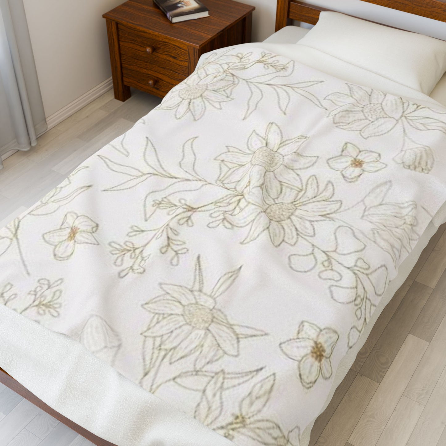 Elegant Floral Velveteen Plush Blanket, Cozy Home Decor, Soft Gift for Birthdays, Weddings, Holidays, Bedding Accessory, Throw Blanket